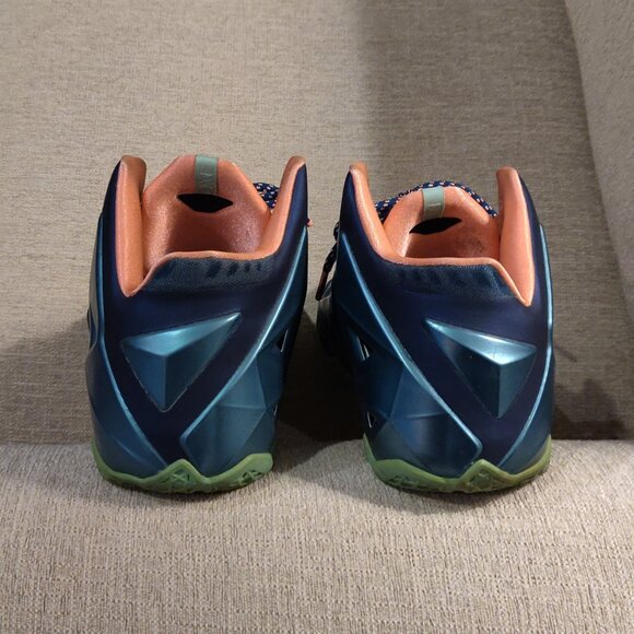 Nike Lebron 11 Akron vs Miami Shoe Men's US SIZE 10.5 - Picture 5 of 10